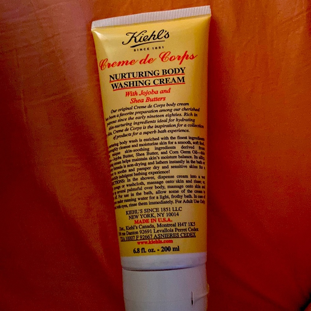 Kiehl’s Creme De Corps Nurturing Body Washing Cream